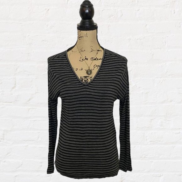 Wanda Maximoff Madewell Striped V-Neck Shirt ALT Avengers Infinity War - Picture 6 of 9